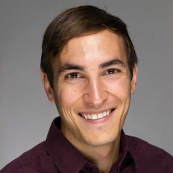 Foto retrato de Brian Horlick Cruz