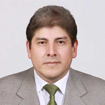 Retrato fotográfico de Roberto Zambrana